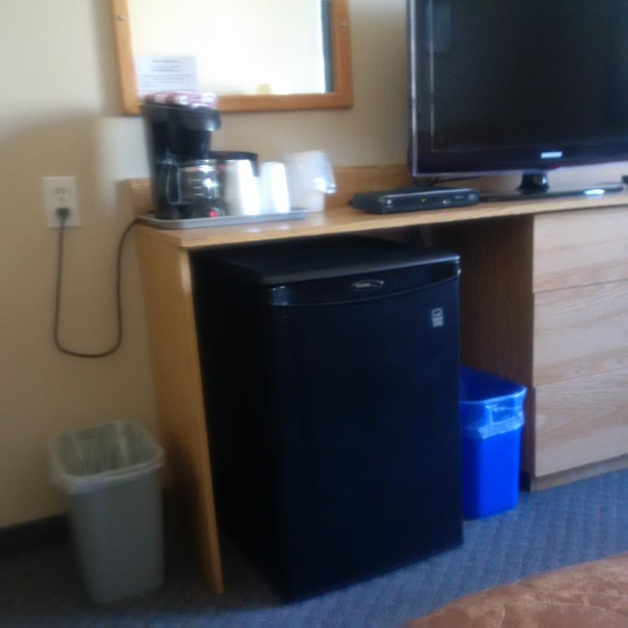 Travel-Inn Resort & Campground Saskatoon Exteriör bild